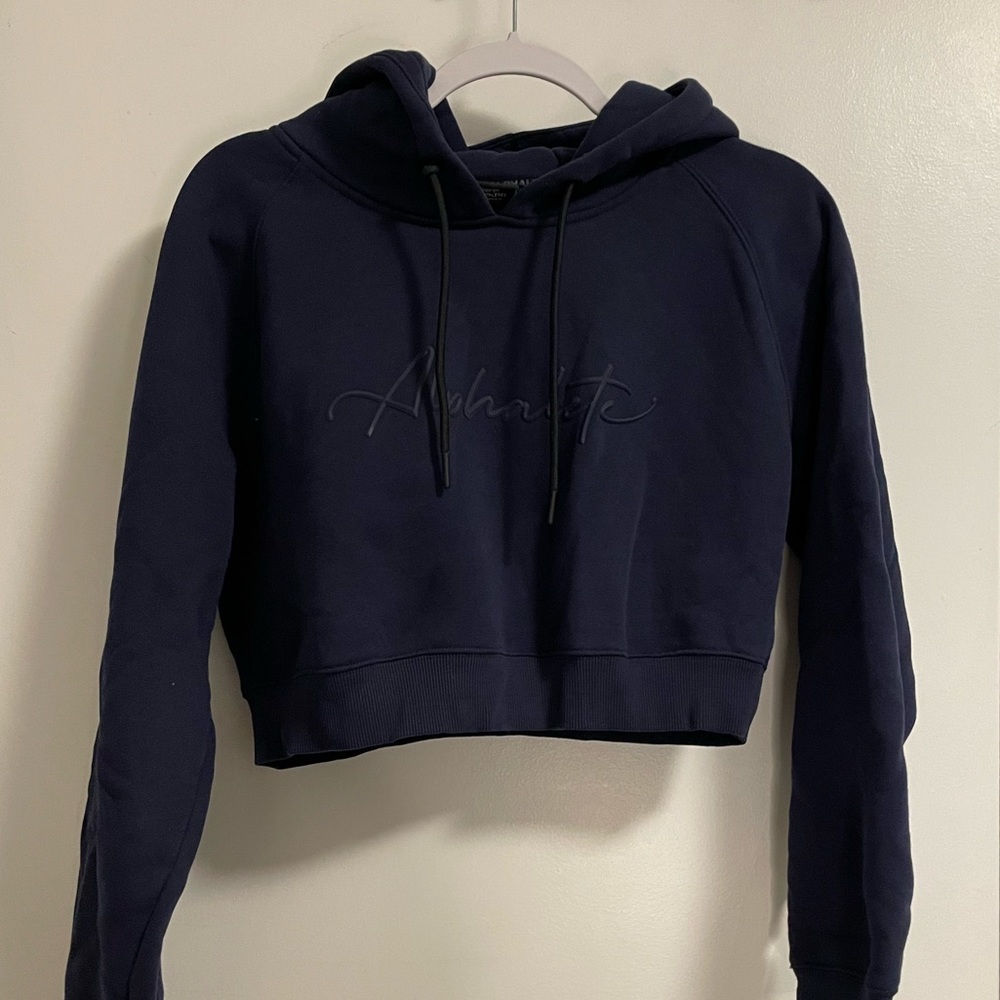Alphalete cropped hoodie